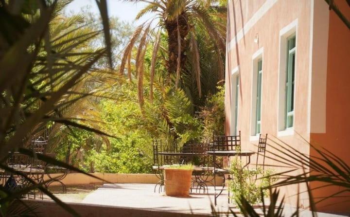 Au Jardin De Tamnougalt Hotel Agdz Exterior photo